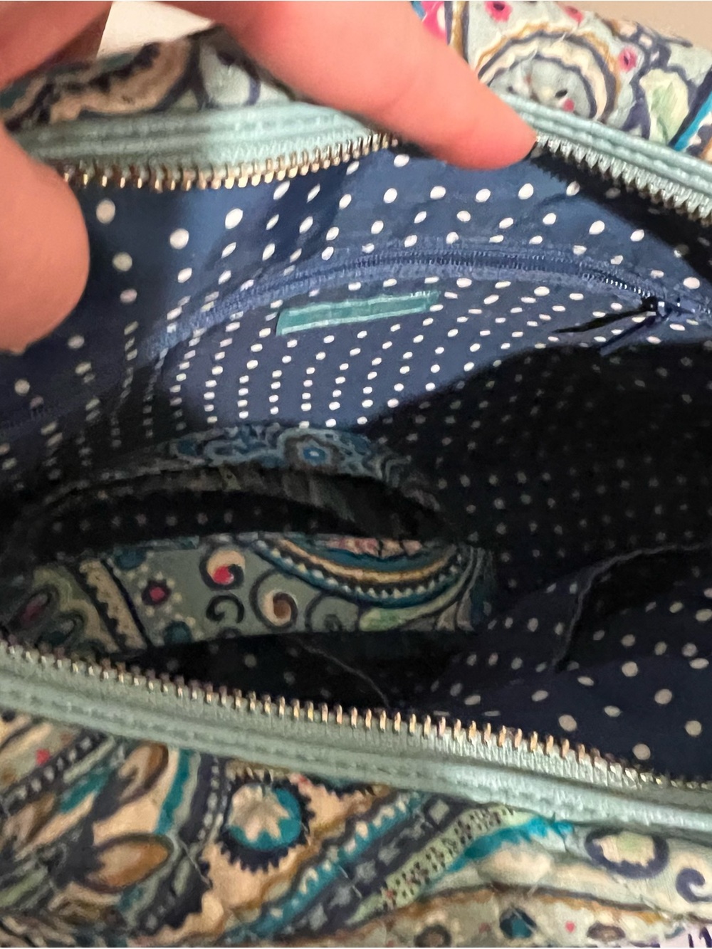 Vera Bradley Carson Shoulder Bag Quilted Daisy Dot Paisley (Retired) Blue Pink - Picture 12 of 16